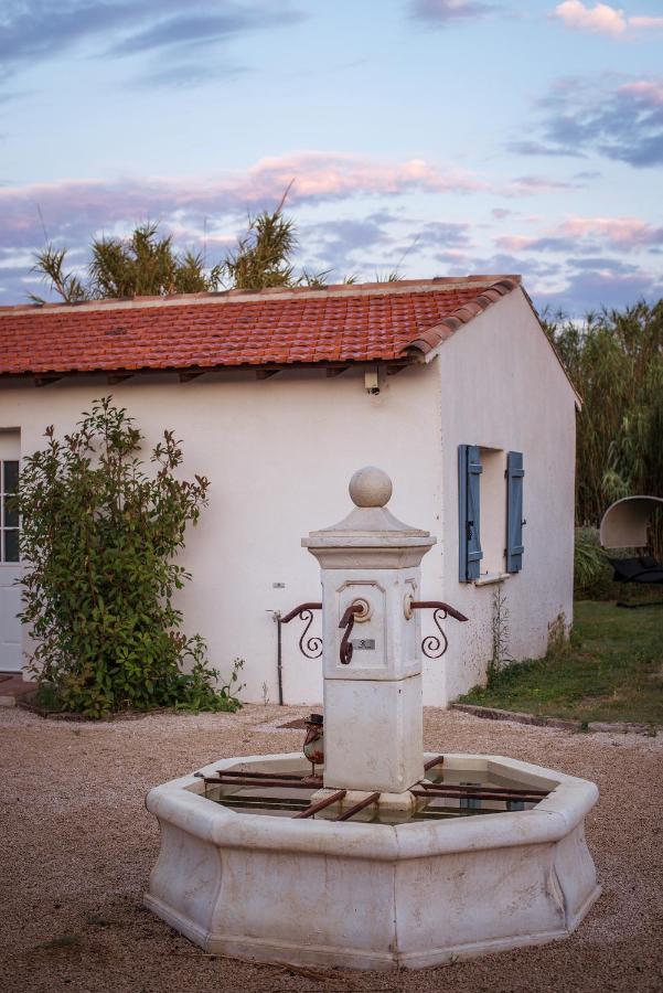 Mas Albert Espelly Saintes-Maries-de-la-Mer Buitenkant foto