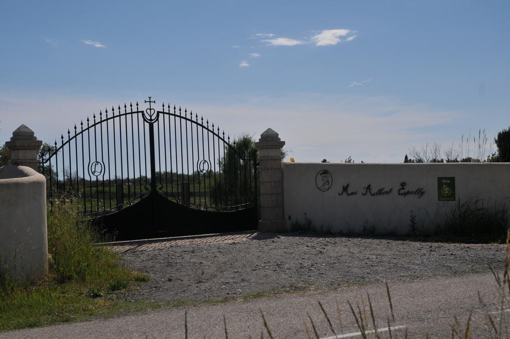 Mas Albert Espelly Saintes-Maries-de-la-Mer Buitenkant foto
